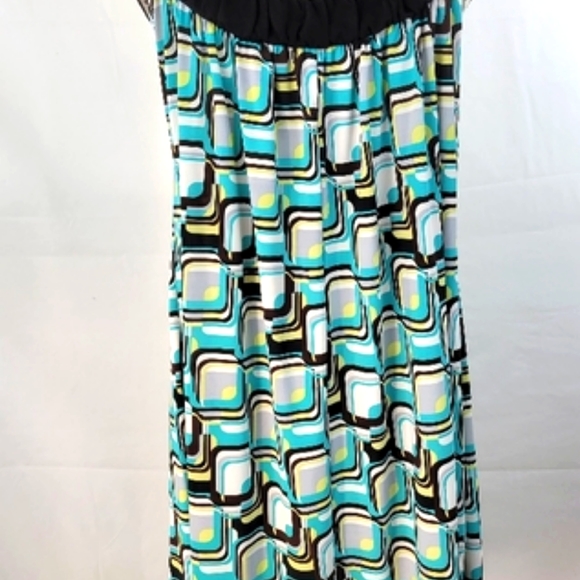 BLOOMING ROSE DRESS - Picture 2 of 6